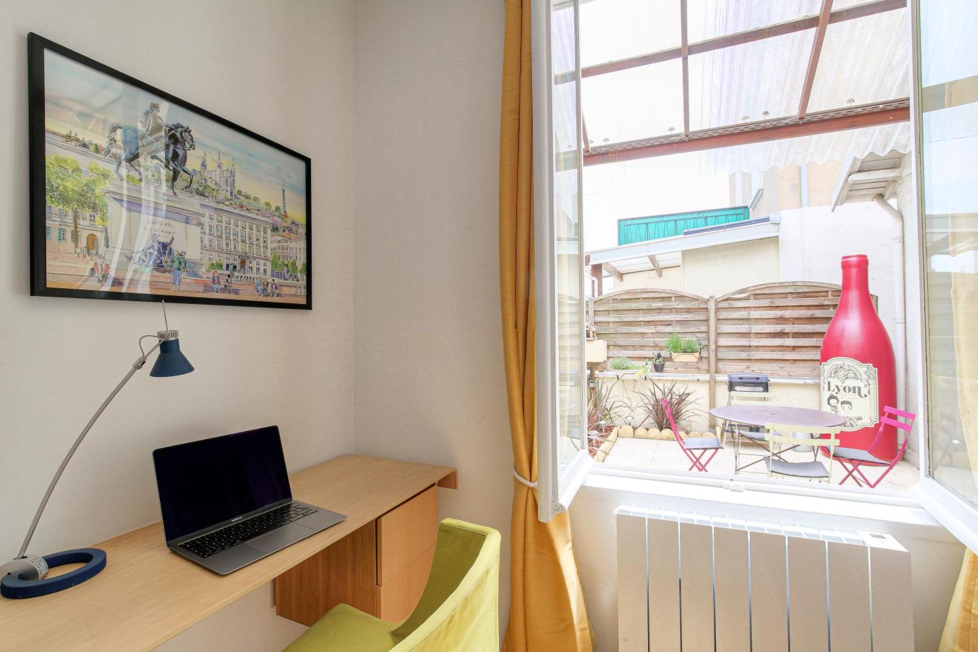 Maison Cosy Avec Terrasse A 15 Minutes De Lyon Et Wifi Rillieux-la-Pape Eksteriør billede