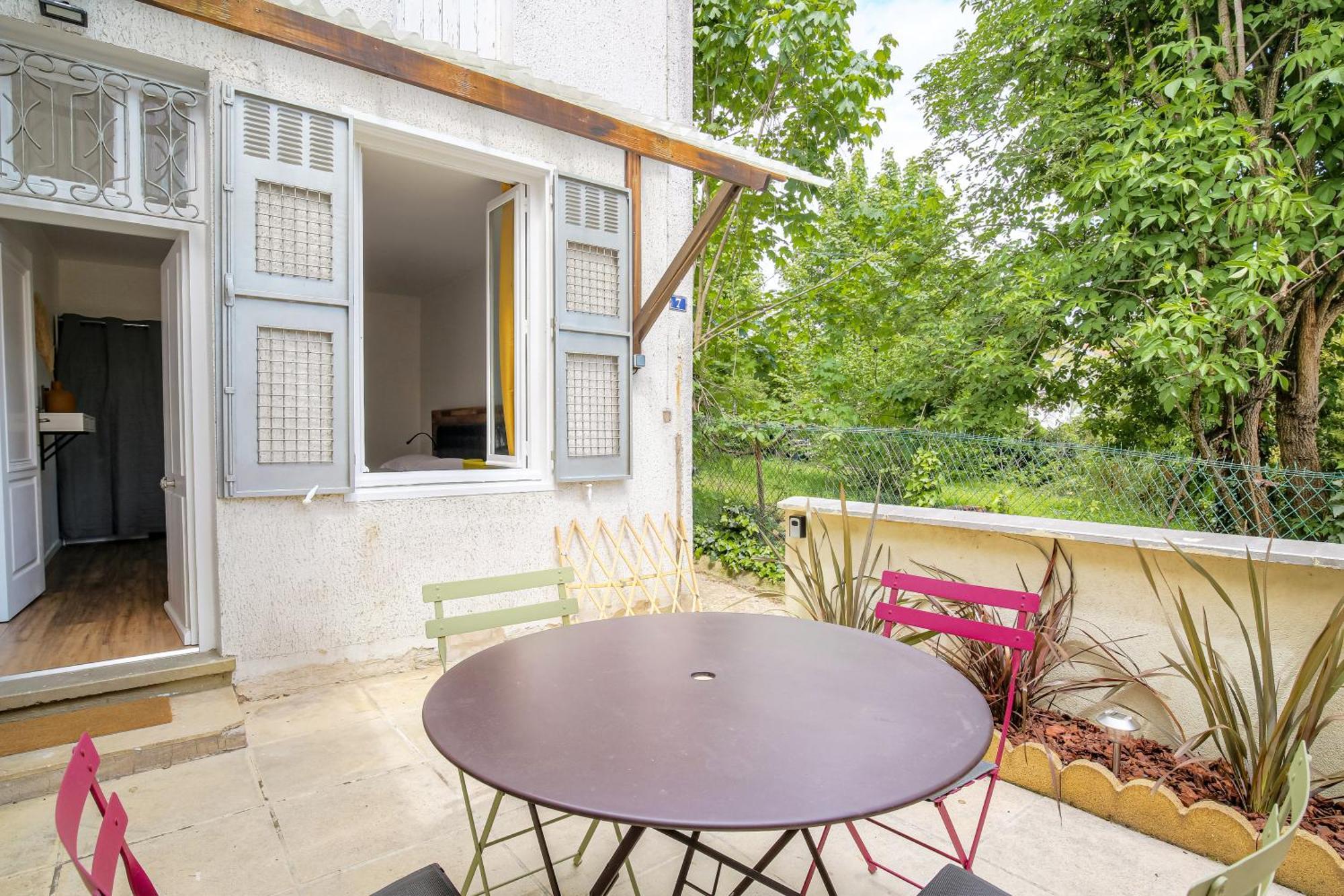 Maison Cosy Avec Terrasse A 15 Minutes De Lyon Et Wifi Rillieux-la-Pape Eksteriør billede